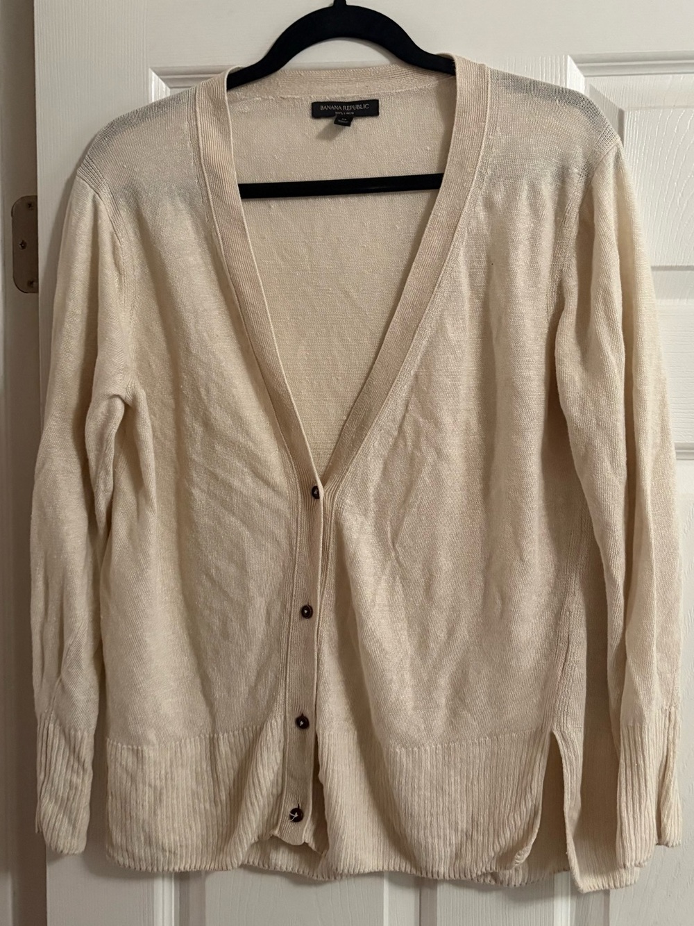 100% linen Banana Republic button front cardigan neutral minimalist lagenlook M